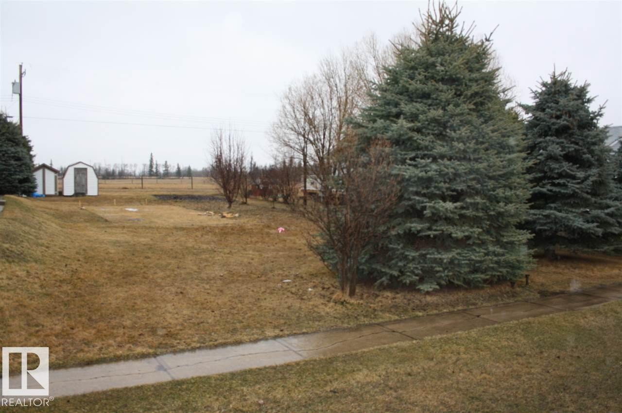 












5112 51 Avenue 

,
Pickardville,







AB
T0G 1W0

