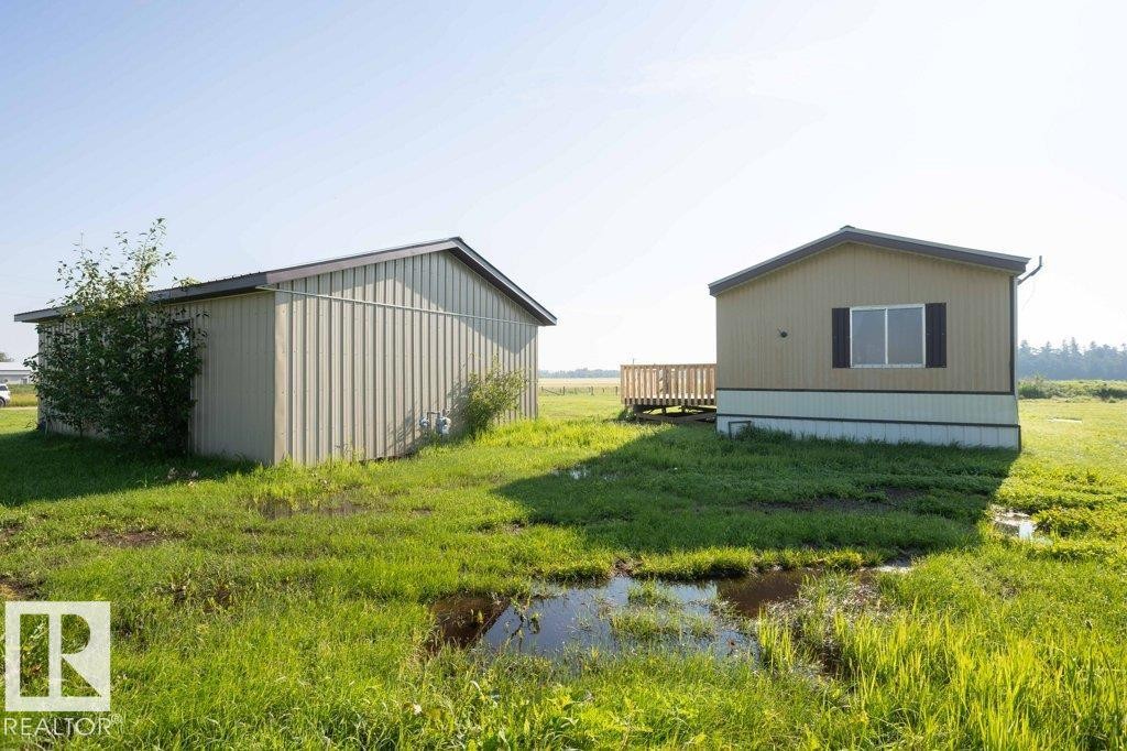 












26417 Twp Rd 582 

,
Rural Westlock County,




AB
T0G 1W0

