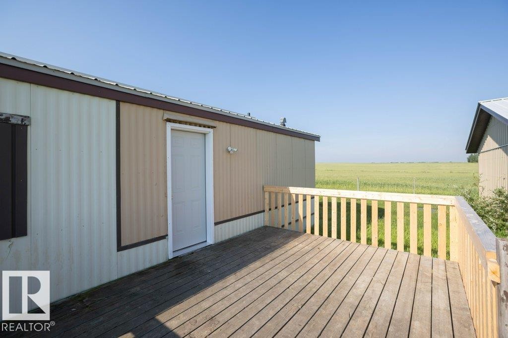 












26417 Twp Rd 582 

,
Rural Westlock County,




AB
T0G 1W0


