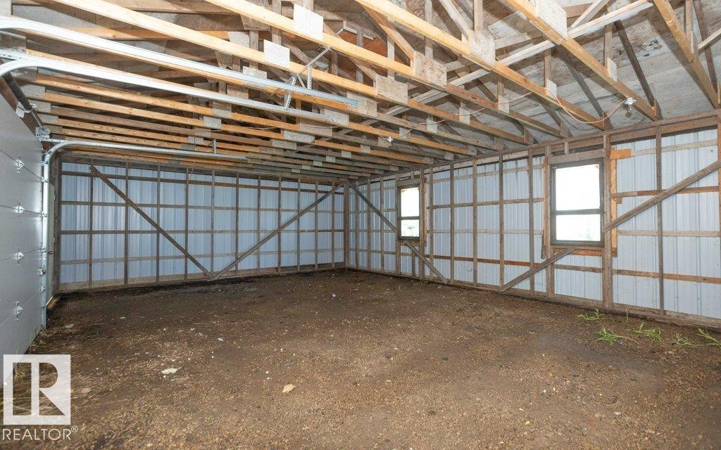 












26417 Twp Rd 582 

,
Rural Westlock County,




AB
T0G 1W0

