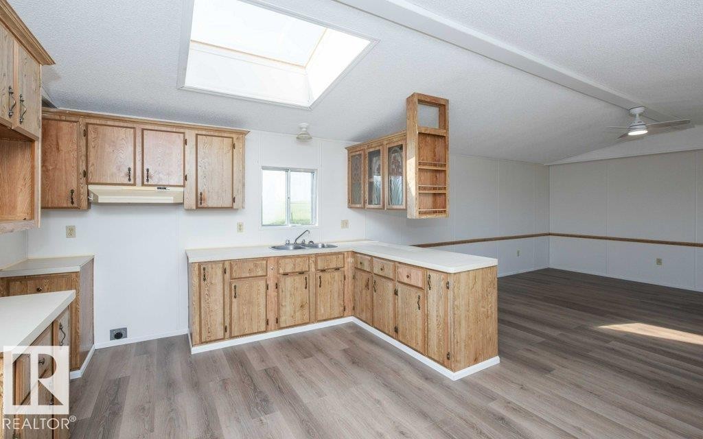 












26417 Twp Rd 582 

,
Rural Westlock County,




AB
T0G 1W0

