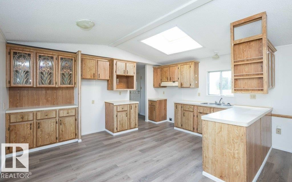 












26417 Twp Rd 582 

,
Rural Westlock County,




AB
T0G 1W0

