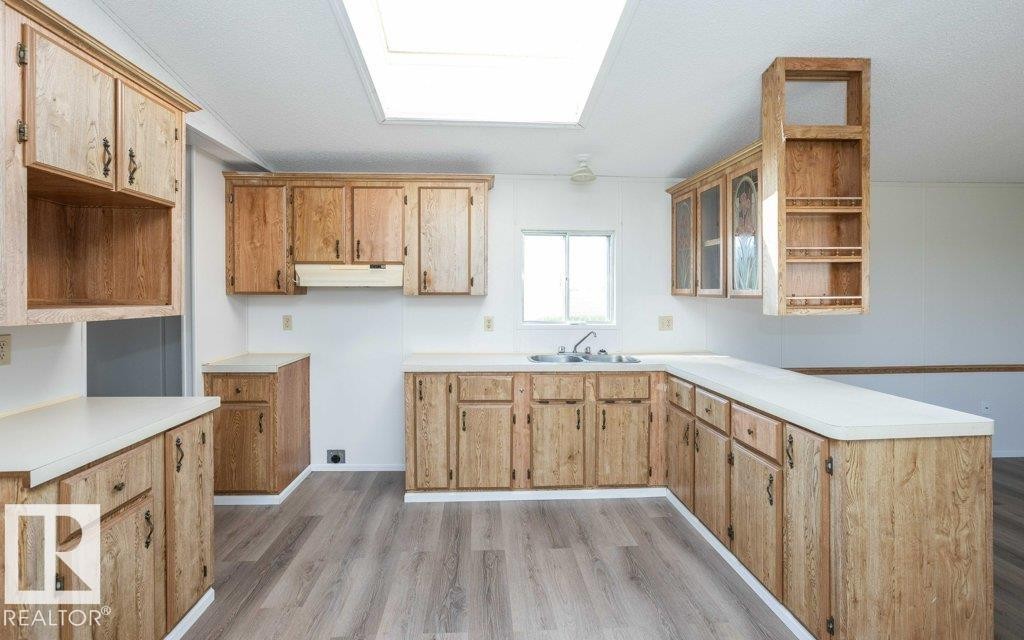












26417 Twp Rd 582 

,
Rural Westlock County,




AB
T0G 1W0

