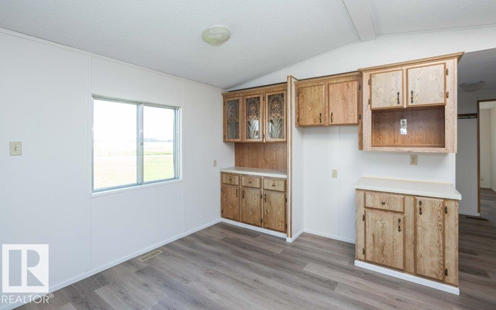 












26417 Twp Rd 582 

,
Rural Westlock County,




AB
T0G 1W0

