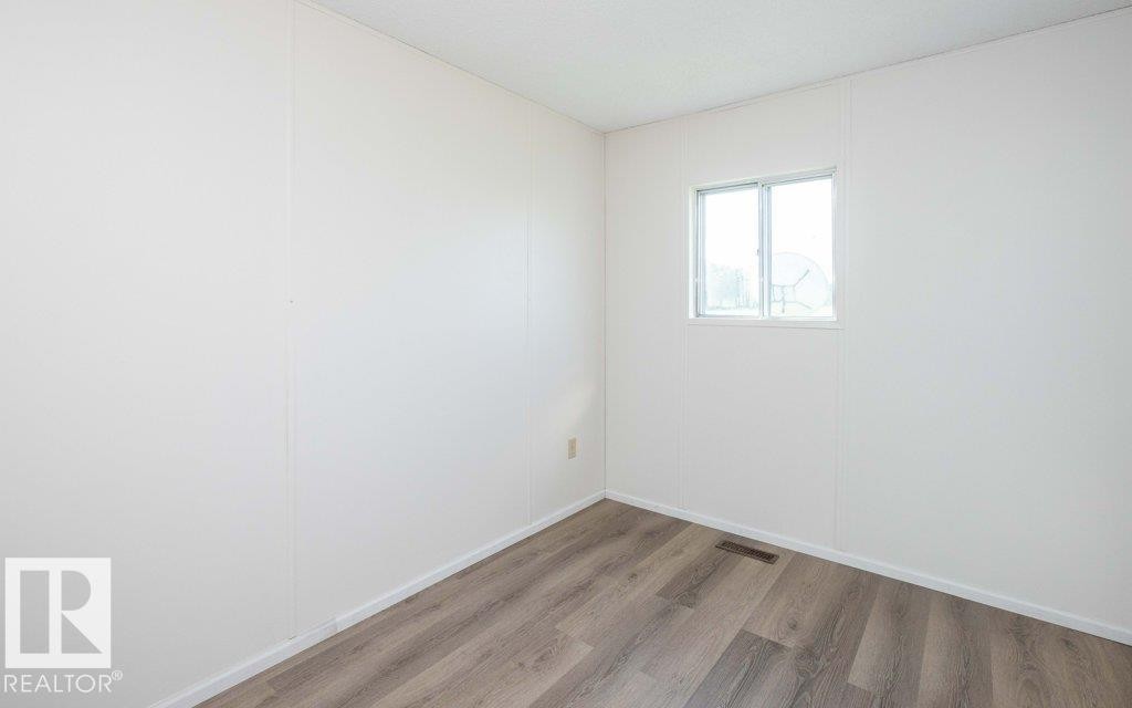 












26417 Twp Rd 582 

,
Rural Westlock County,




AB
T0G 1W0

