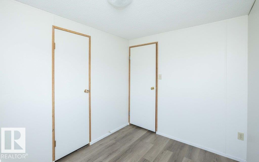 












26417 Twp Rd 582 

,
Rural Westlock County,




AB
T0G 1W0

