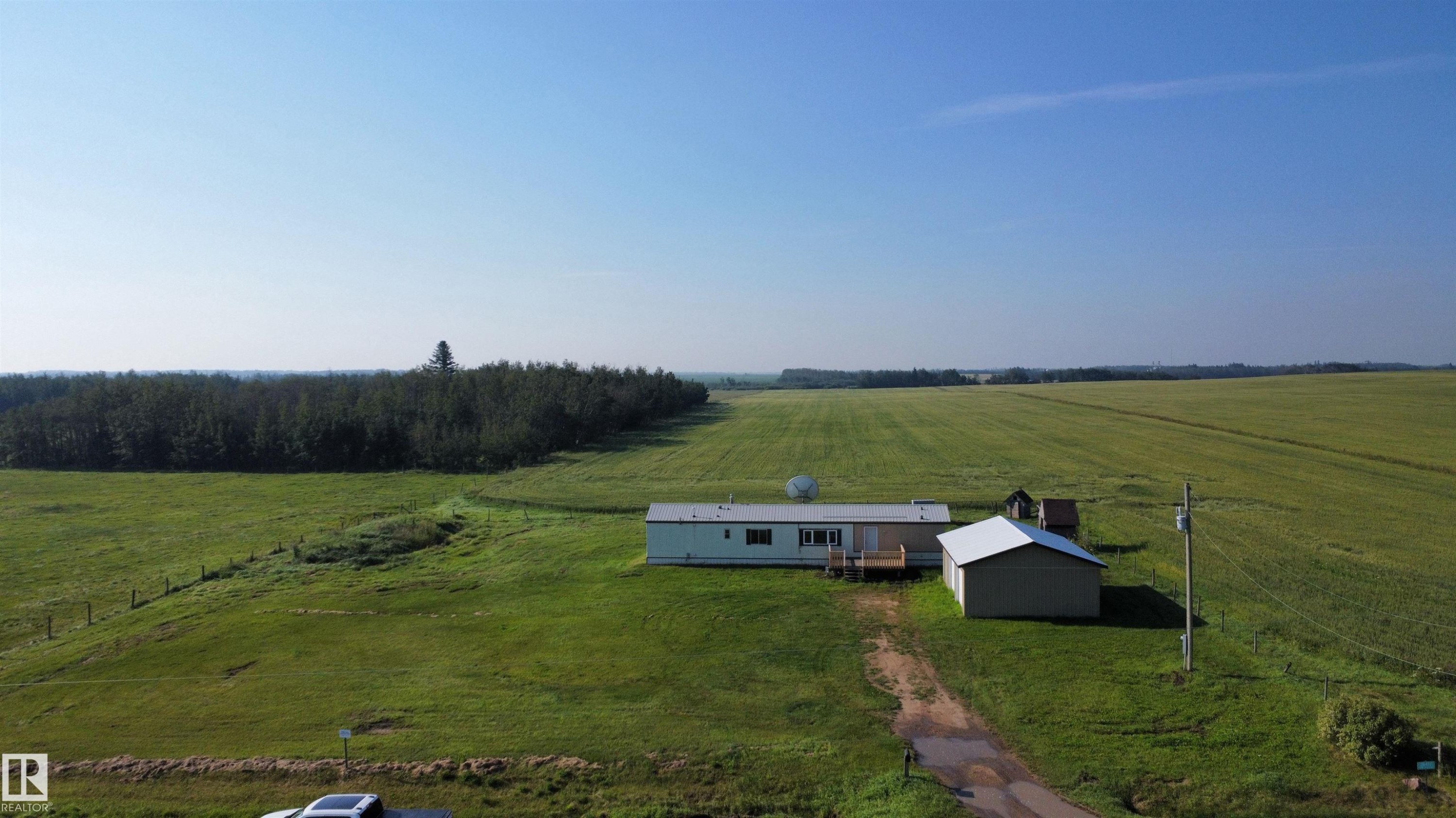 












26417 Twp Rd 582 

,
Rural Westlock County,




AB
T0G 1W0

