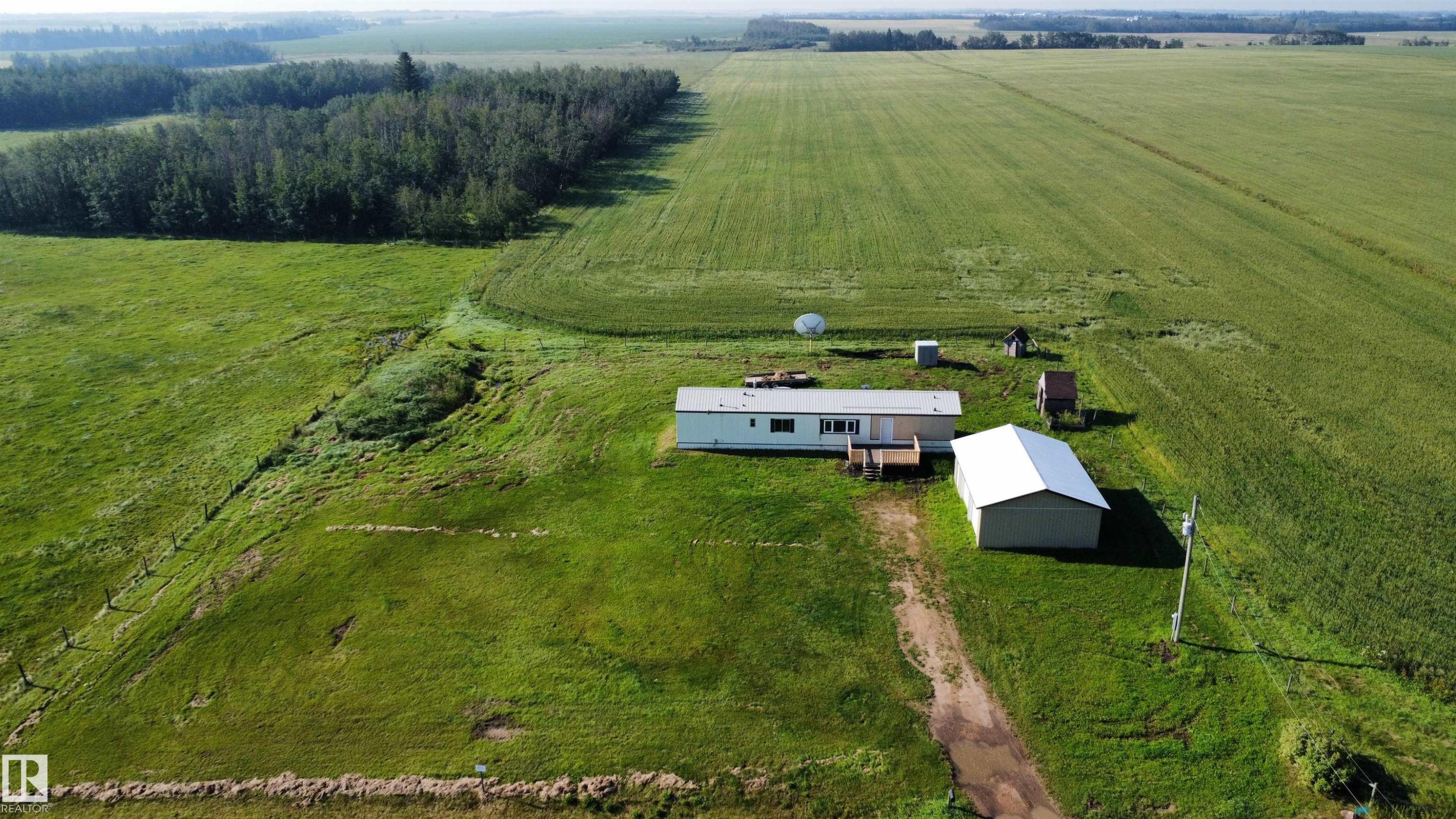 












26417 Twp Rd 582 

,
Rural Westlock County,




AB
T0G 1W0

