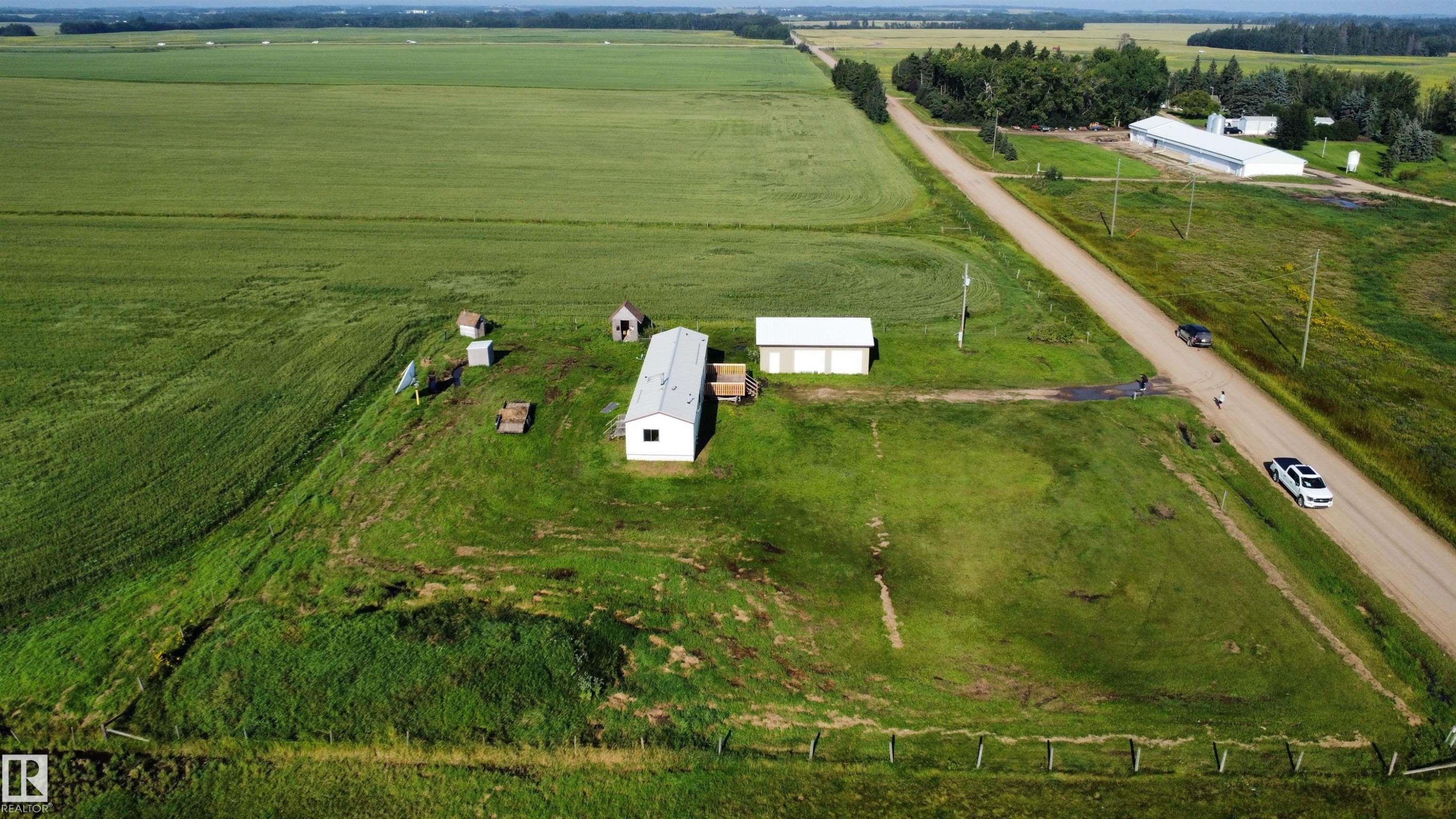 












26417 Twp Rd 582 

,
Rural Westlock County,




AB
T0G 1W0

