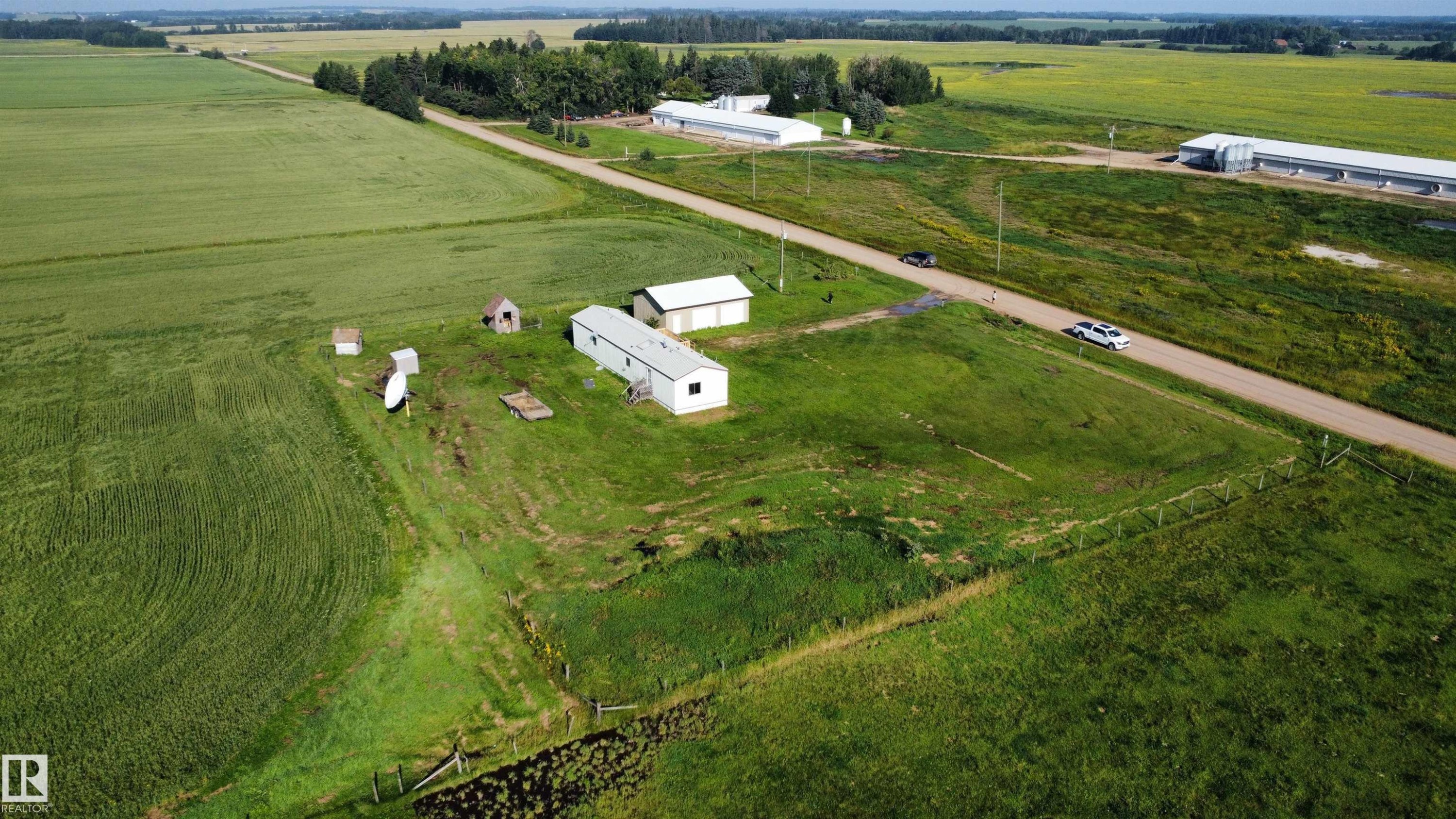 












26417 Twp Rd 582 

,
Rural Westlock County,




AB
T0G 1W0

