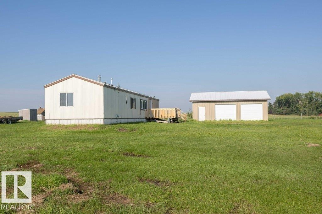 












26417 Twp Rd 582 

,
Rural Westlock County,




AB
T0G 1W0

