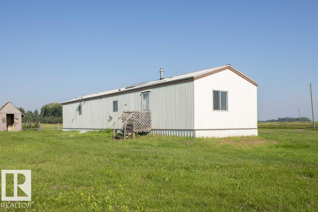 












26417 Twp Rd 582 

,
Rural Westlock County,




AB
T0G 1W0

