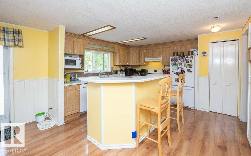 












4903A 47 Avenue 

,
Rural Westlock County,




AB
T0G 1H0

