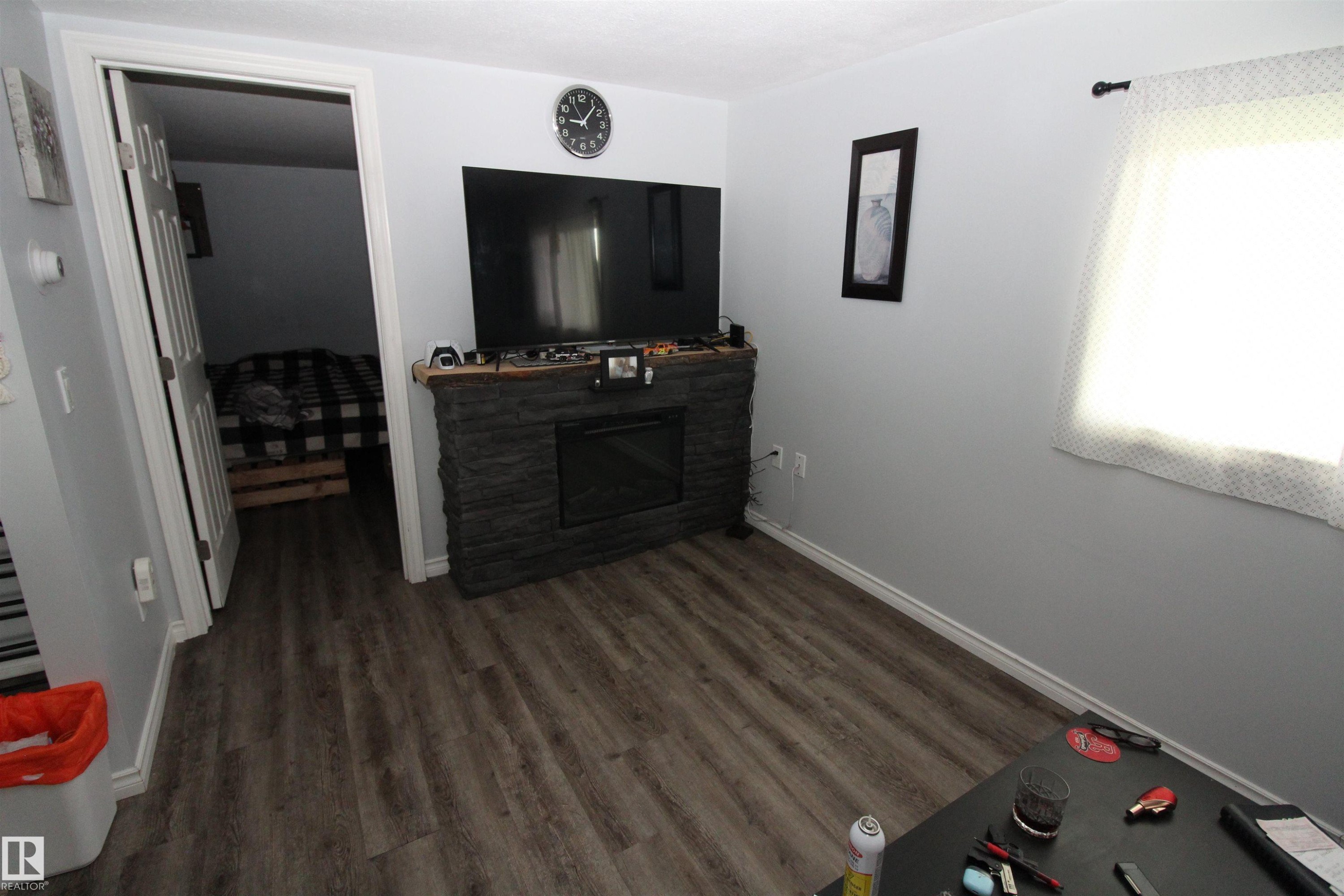 












5404 52 Street 

,
Clyde,




AB
T0G 0P0

