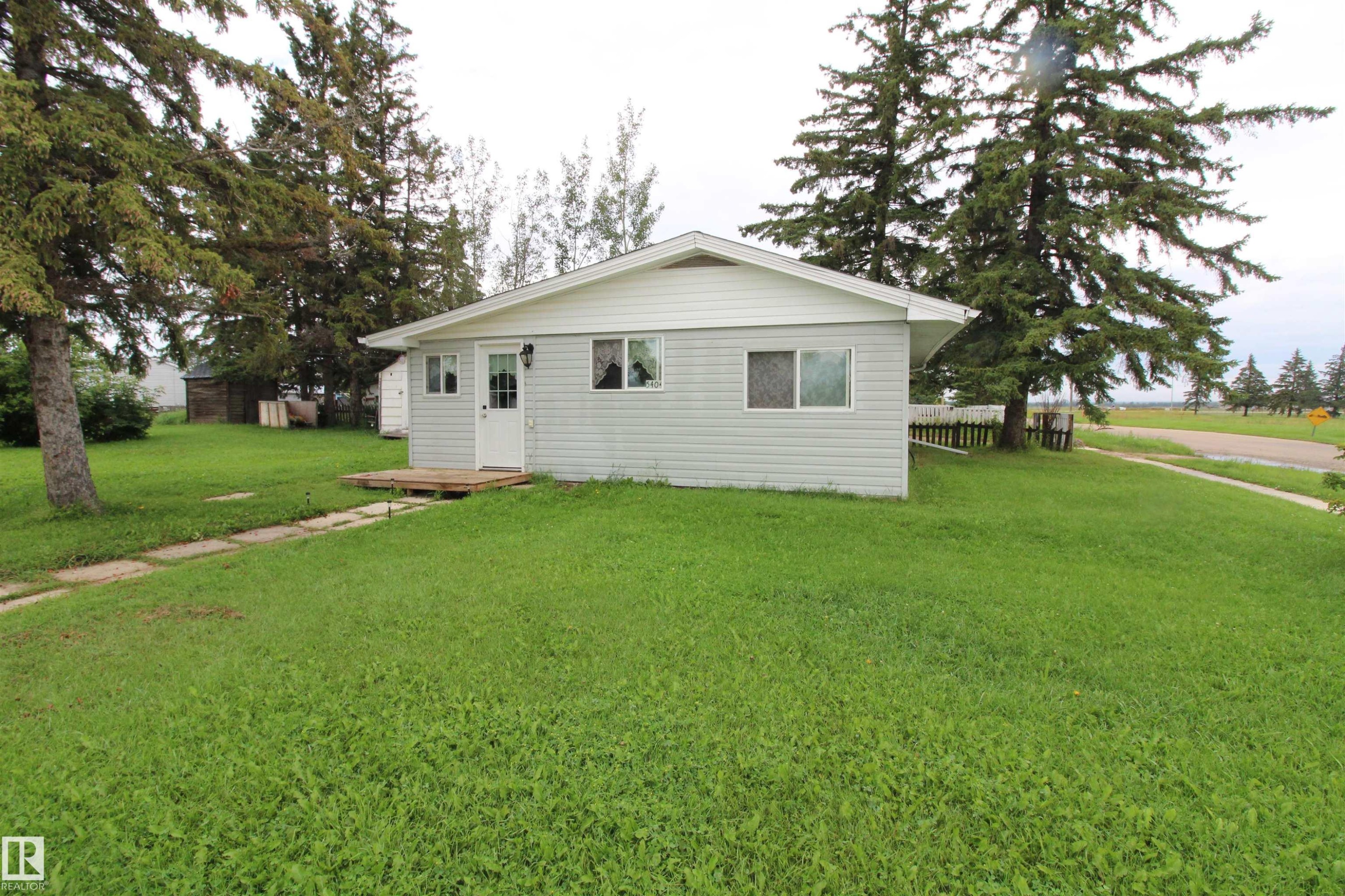 












5404 52 Street 

,
Clyde,




AB
T0G 0P0

