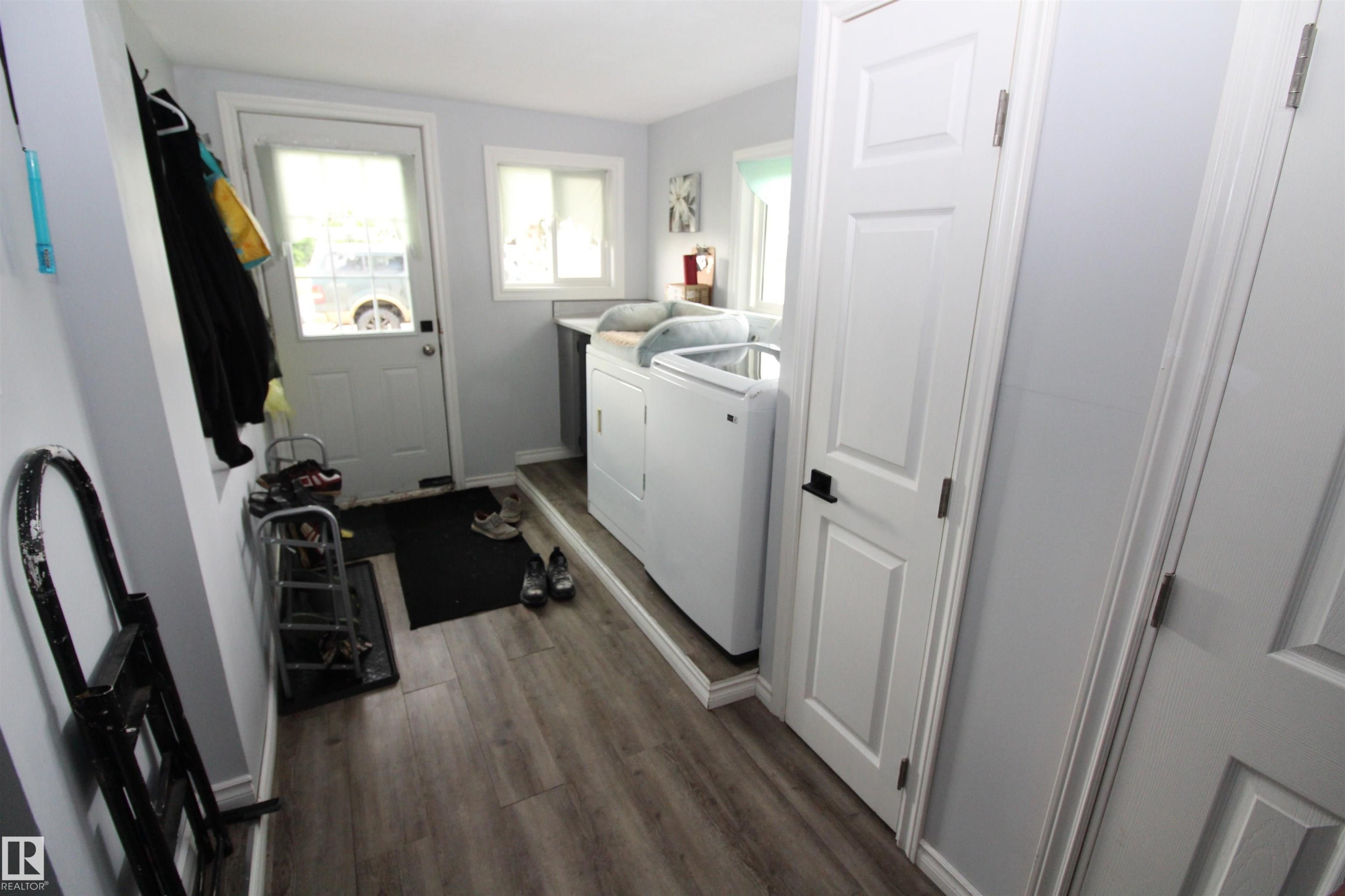 












5404 52 Street 

,
Clyde,




AB
T0G 0P0

