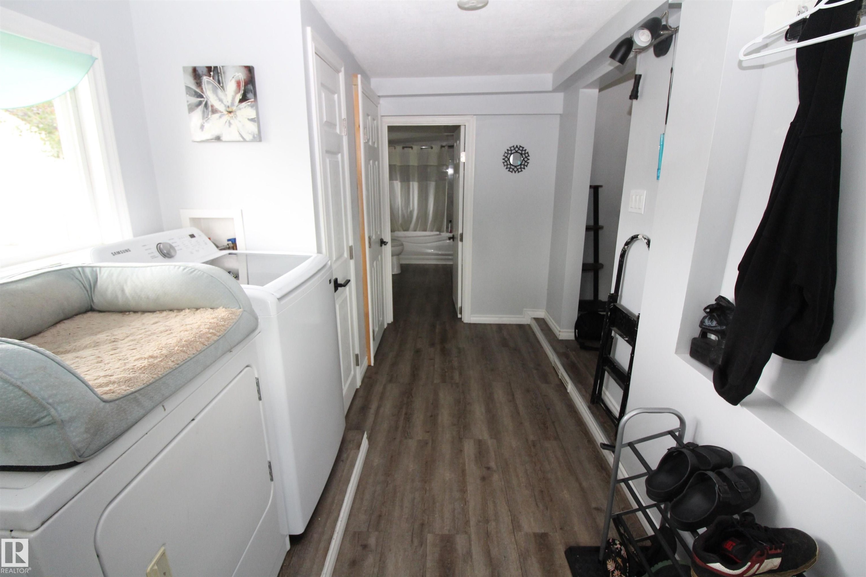 












5404 52 Street 

,
Clyde,




AB
T0G 0P0

