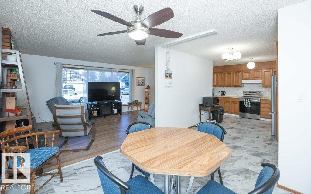 












10729 108A Avenue 

,
Westlock,




AB
T7P 1C5


