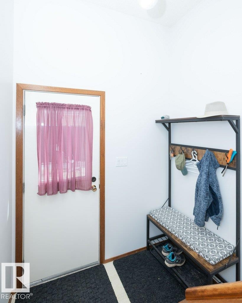 












10729 108A Avenue 

,
Westlock,




AB
T7P 1C5

