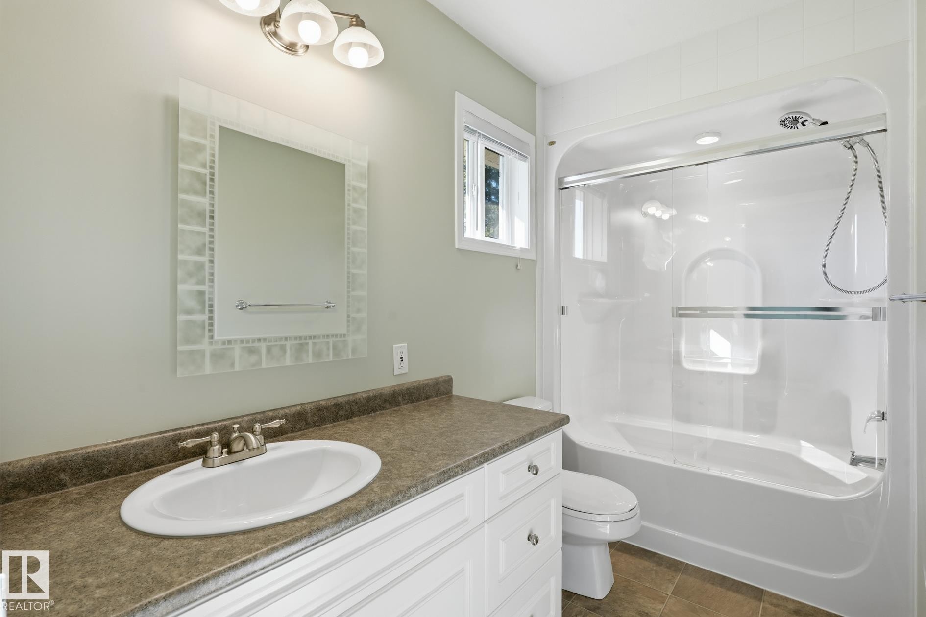 












11, 27118 Hwy 18 

,
Rural Westlock County,




AB
T7P 2P6

