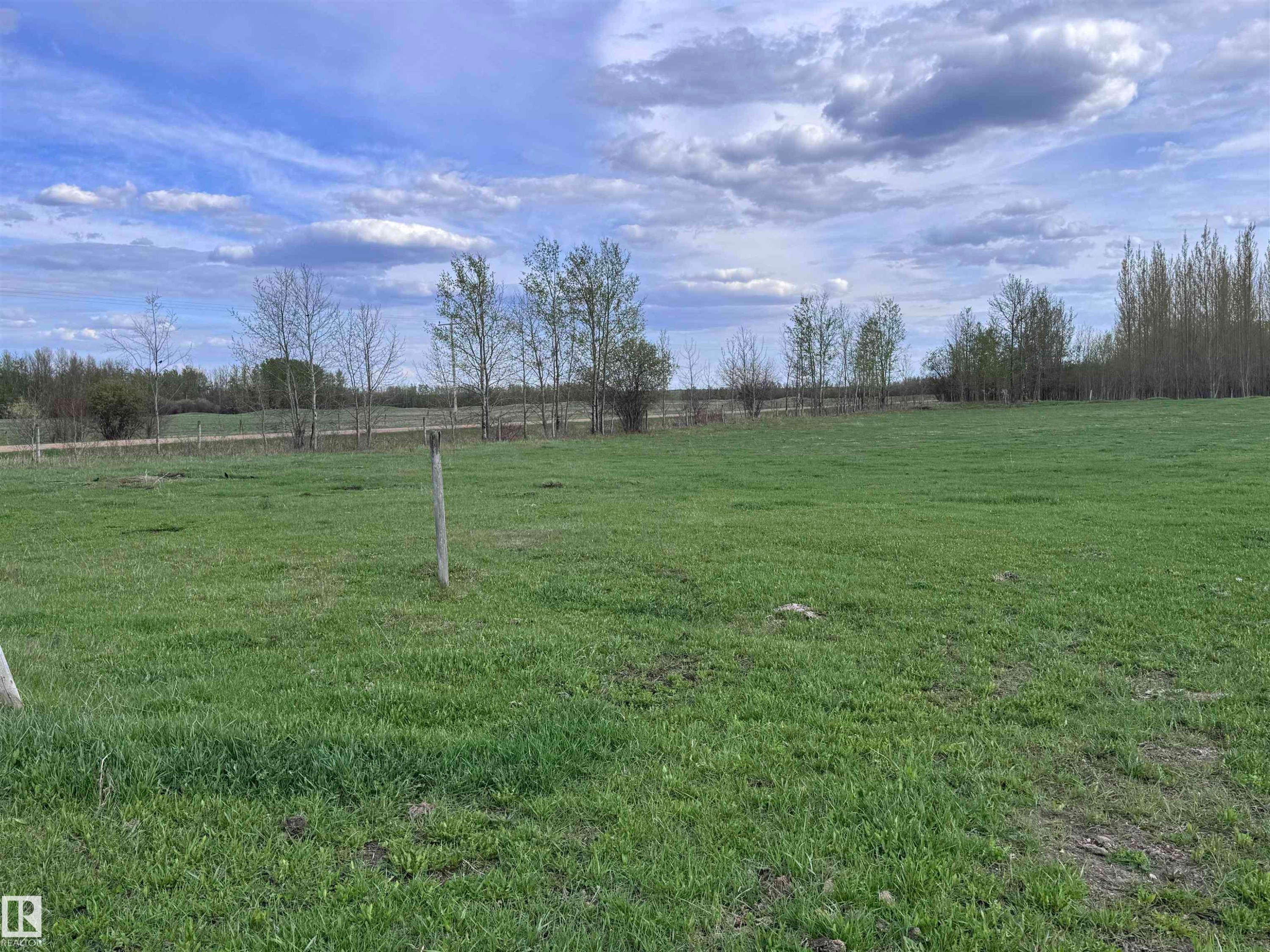 












Twp Rd 640 Rge Rd 233 

,
Rural Athabasca County,







AB
T0G 1T0

