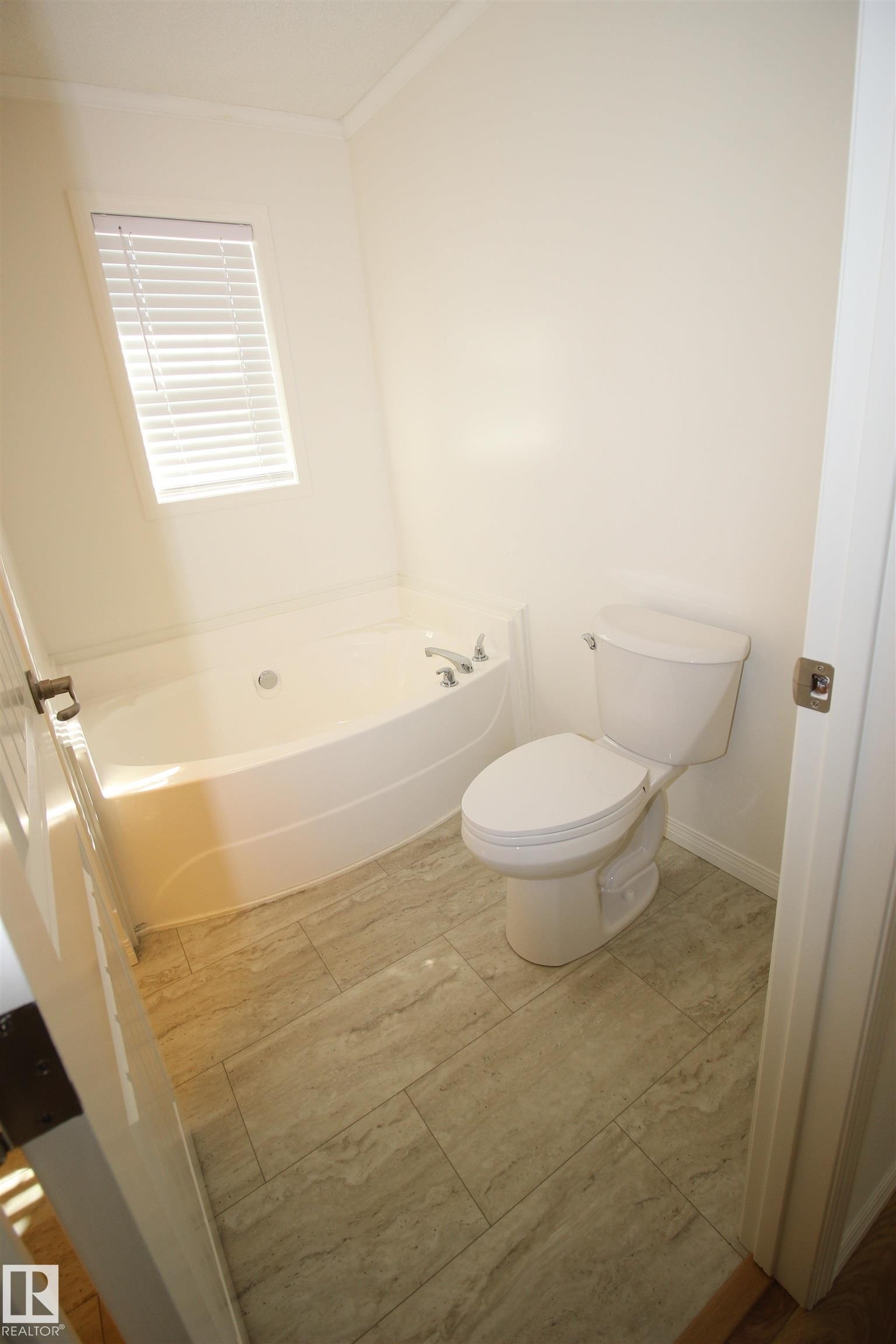 












10216 101 Street 

,
Westlock,




AB
T7P 1X9

