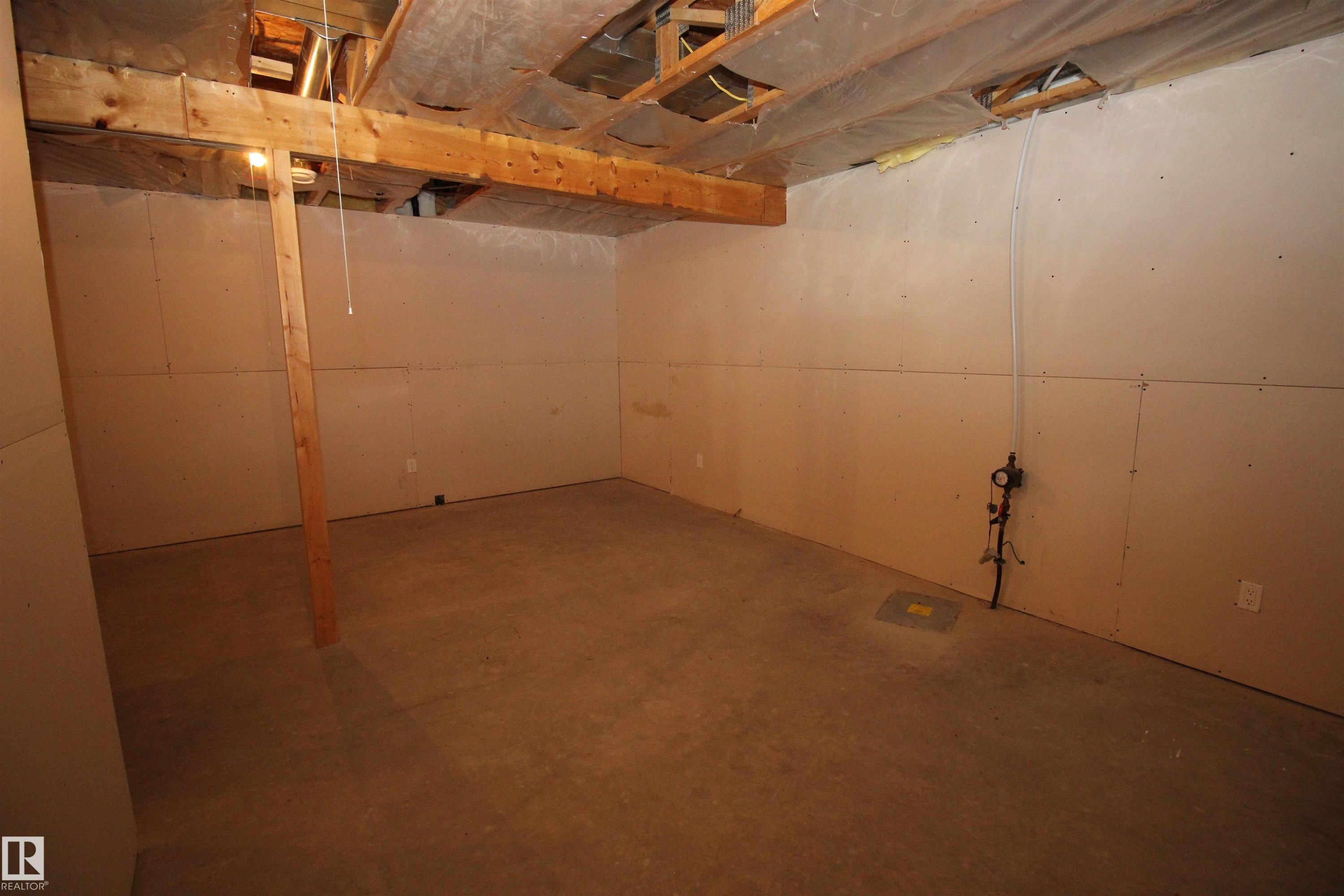 












10216 101 Street 

,
Westlock,




AB
T7P 1X9

