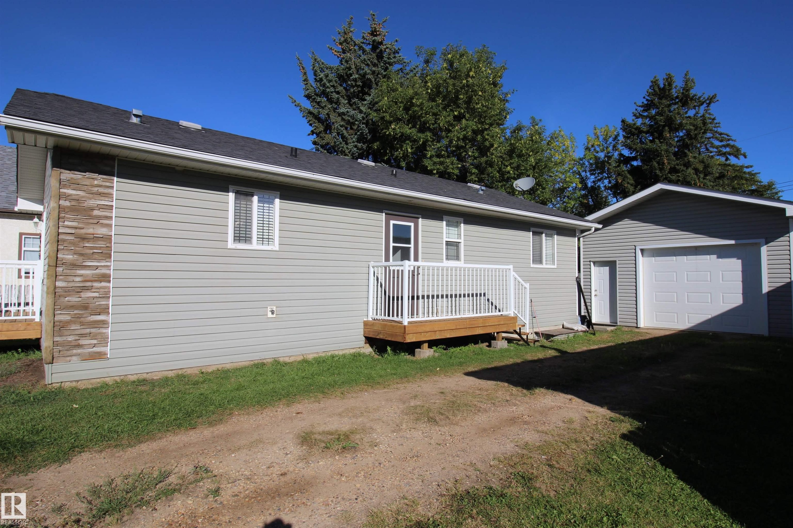 












10216 101 Street 

,
Westlock,




AB
T7P 1X9

