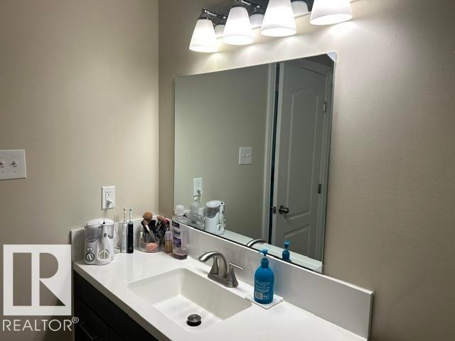












32 Belmead GD NW

,
Edmonton,




AB
T5T 1J1

