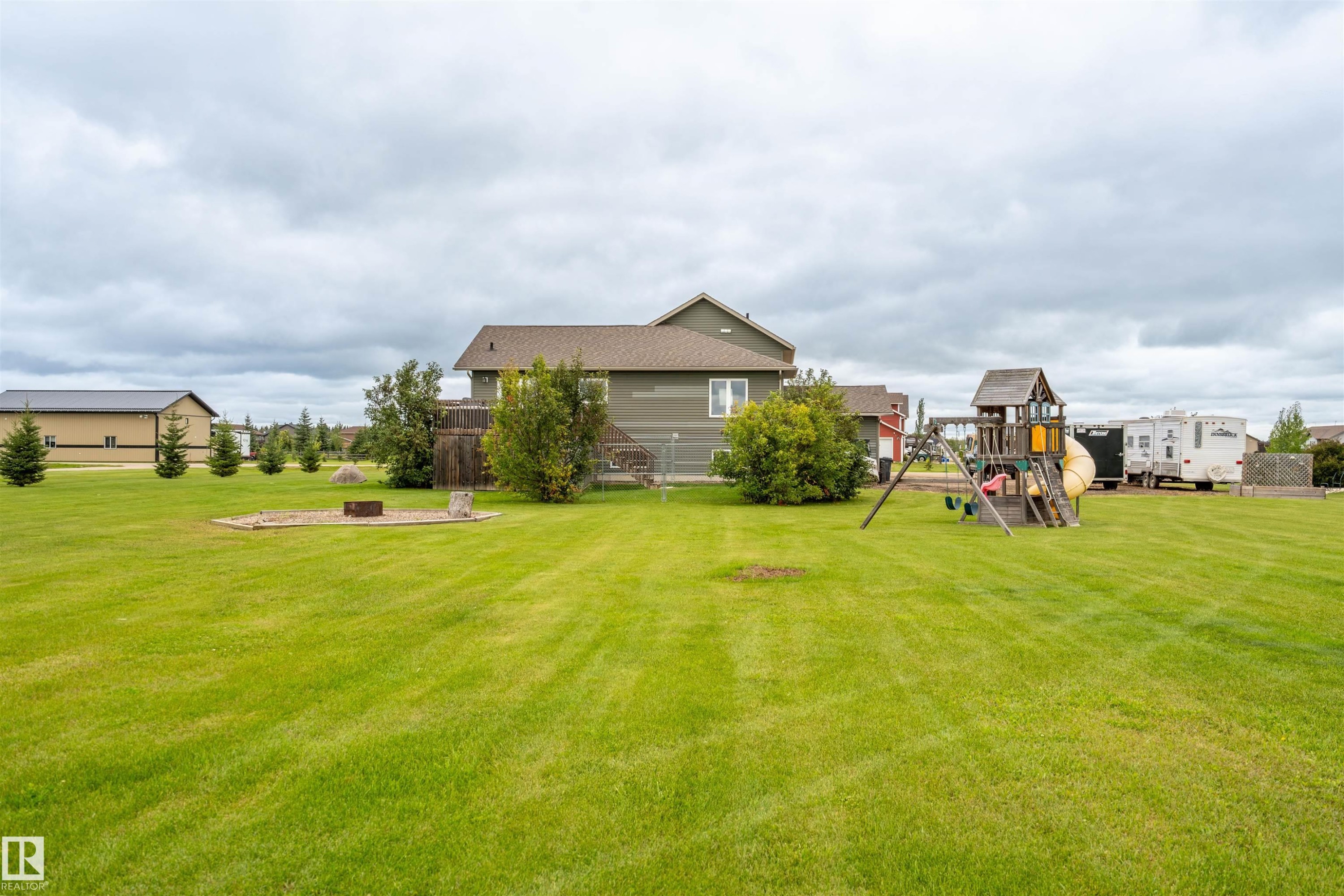 












42230 Twp Rd 632 

,
Rural Bonnyville M.D.,




AB
T9M 1P2


