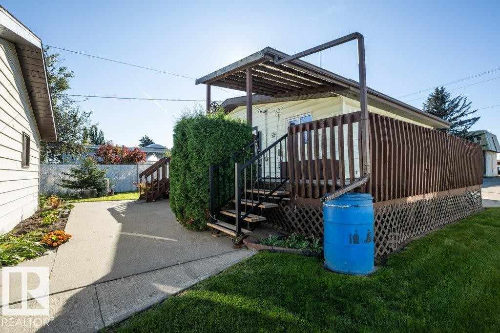 












9716 99 Street 

,
Westlock,




AB
T7P 1Y4

