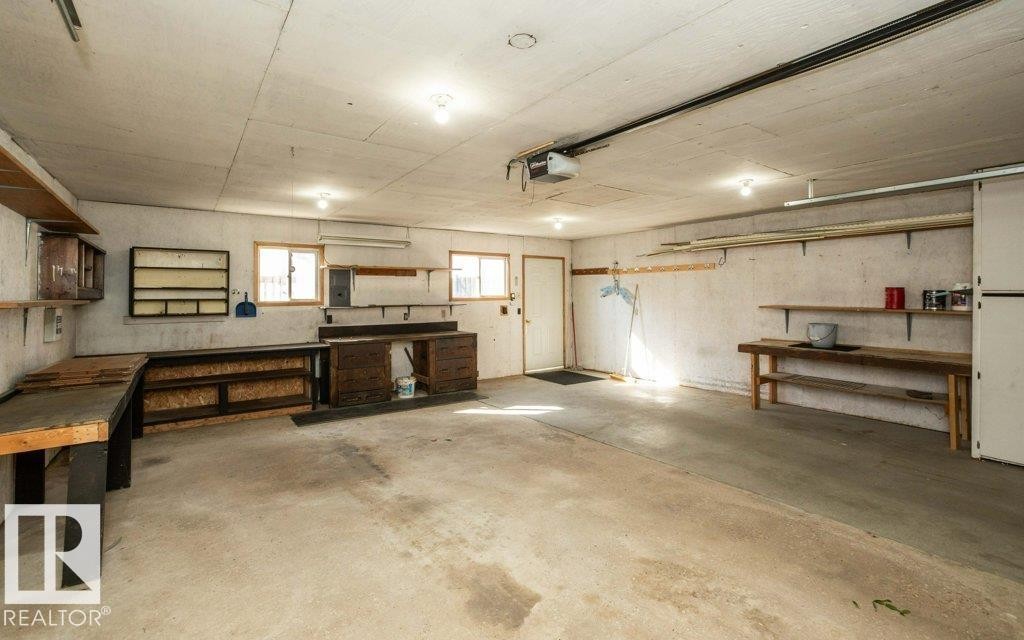












9716 99 Street 

,
Westlock,




AB
T7P 1Y4

