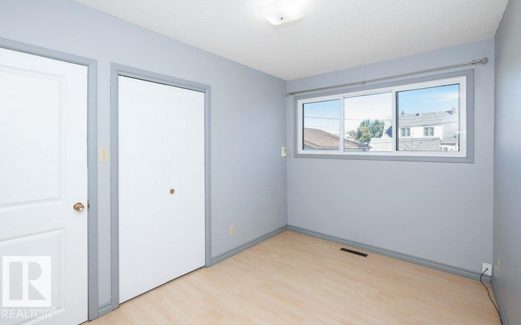 












9716 99 Street 

,
Westlock,




AB
T7P 1Y4

