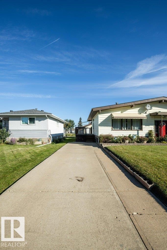 












9716 99 Street 

,
Westlock,




AB
T7P 1Y4

