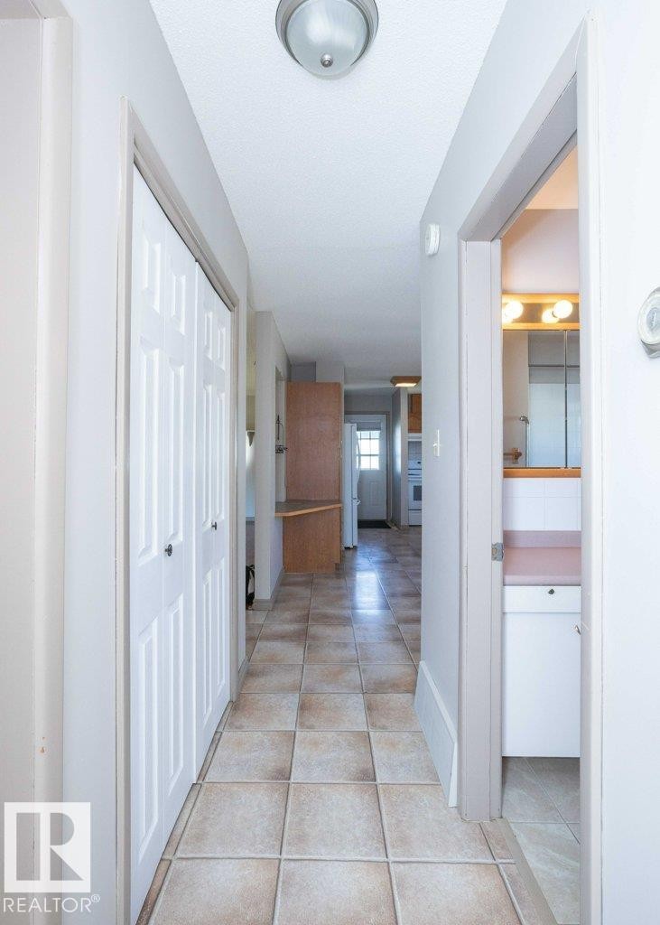 












9716 99 Street 

,
Westlock,




AB
T7P 1Y4

