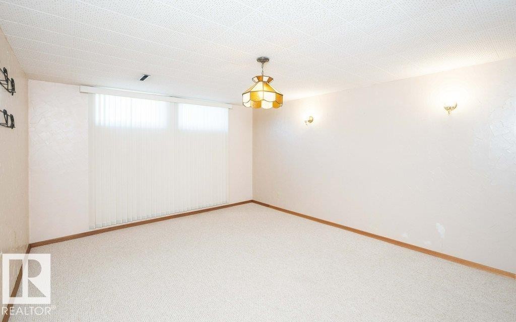 












9716 99 Street 

,
Westlock,




AB
T7P 1Y4

