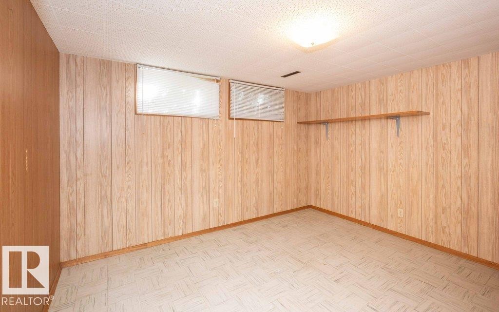 












9716 99 Street 

,
Westlock,




AB
T7P 1Y4

