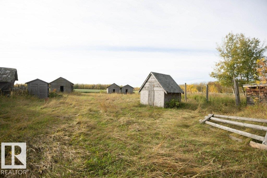 












64311 Rg Rd 270 

,
Rural Westlock County,




AB
T0G 1H0

