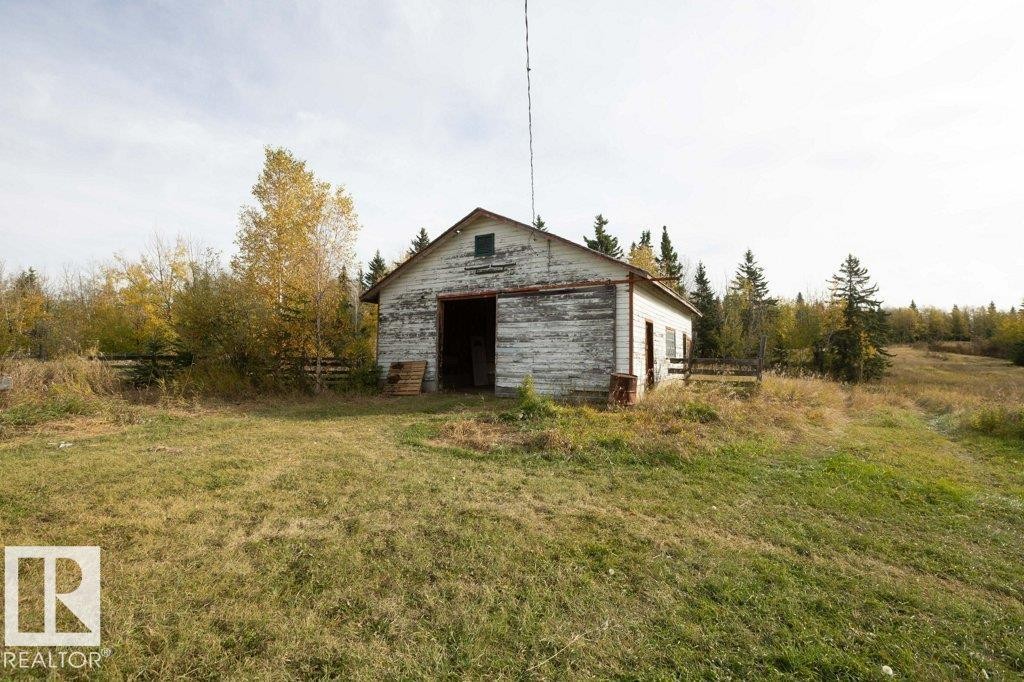 












64311 Rg Rd 270 

,
Rural Westlock County,




AB
T0G 1H0

