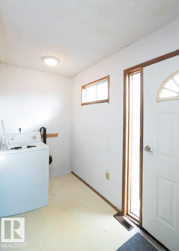 












64311 Rg Rd 270 

,
Rural Westlock County,




AB
T0G 1H0

