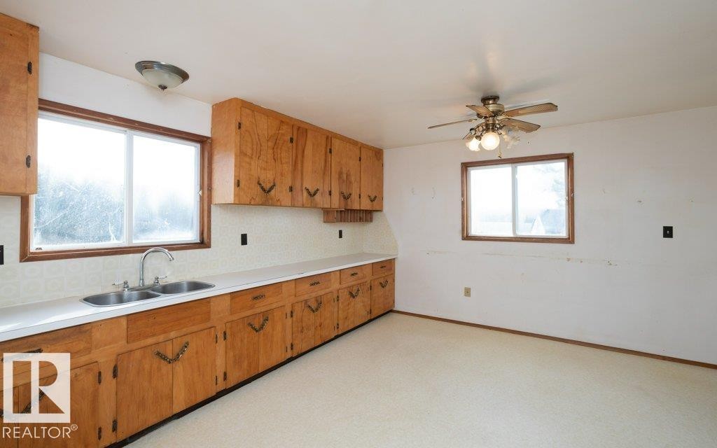 












64311 Rg Rd 270 

,
Rural Westlock County,




AB
T0G 1H0


