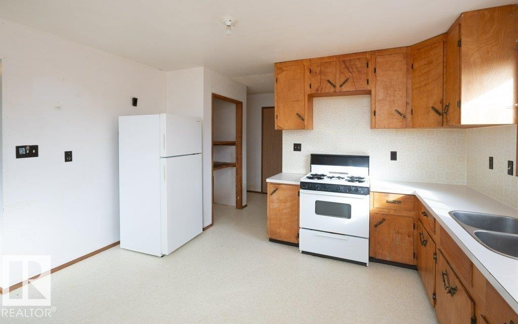 












64311 Rg Rd 270 

,
Rural Westlock County,




AB
T0G 1H0


