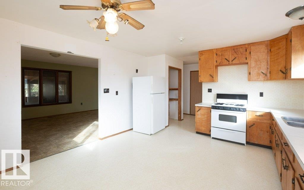 












64311 Rg Rd 270 

,
Rural Westlock County,




AB
T0G 1H0

