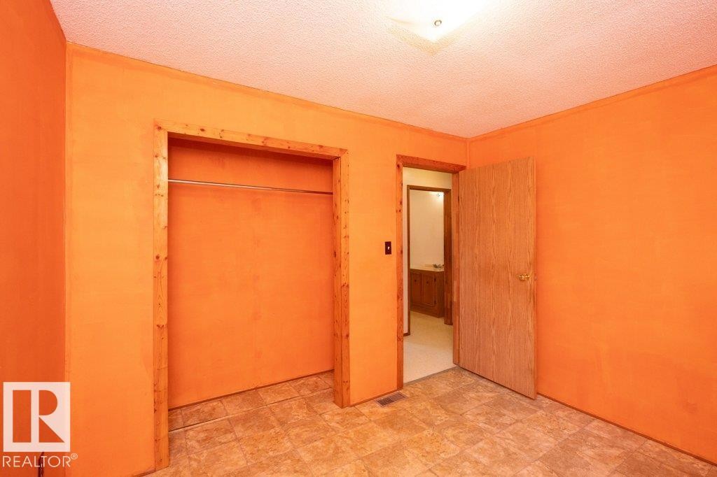 












64311 Rg Rd 270 

,
Rural Westlock County,




AB
T0G 1H0

