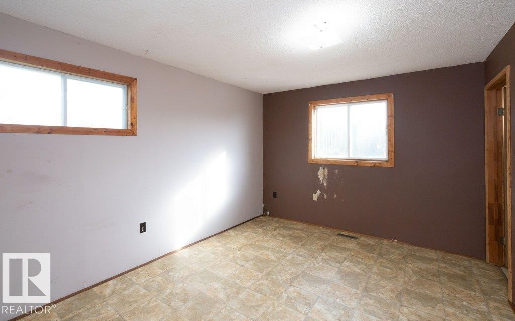 












64311 Rg Rd 270 

,
Rural Westlock County,




AB
T0G 1H0

