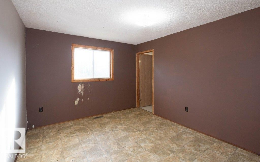 












64311 Rg Rd 270 

,
Rural Westlock County,




AB
T0G 1H0

