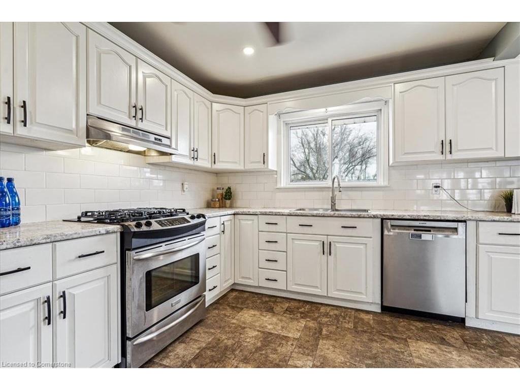 









5117


Canborough

Road,
Wellandport,




ON
L0R 2J0

