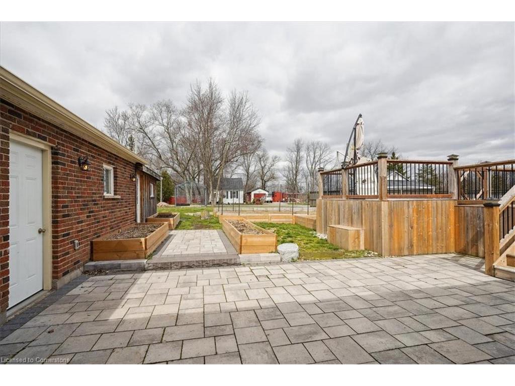 









5117


Canborough

Road,
Wellandport,




ON
L0R 2J0

