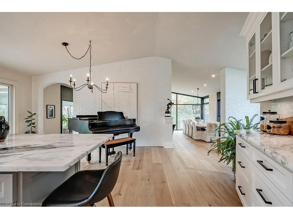 









2365


Britannia

Road,
Burlington,




ON
L7P 0E8

