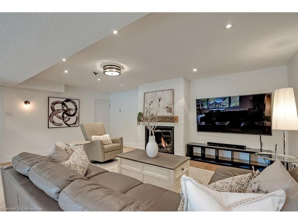 









2365


Britannia

Road,
Burlington,




ON
L7P 0E8

